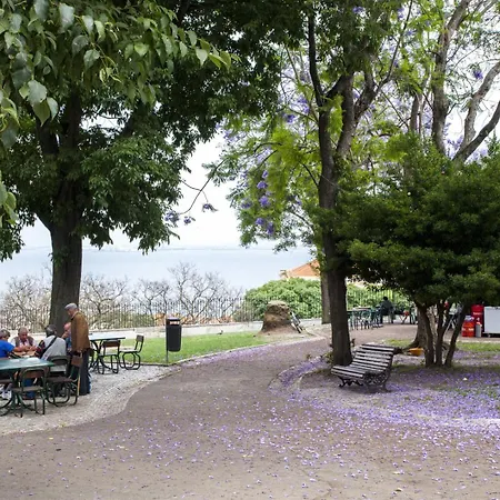 Alfama Apartment, Quiet Location, Great Views - Ttl268 * Lisboa