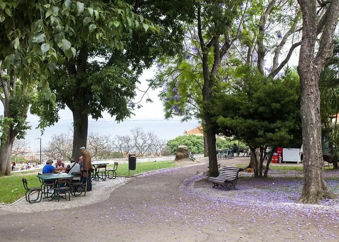 Alfama Apartment, Quiet Location, Great Views - Ttl268 * Lisboa